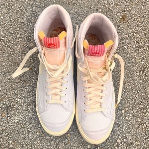 Men’s Nike popcorn sneakers size 10.5